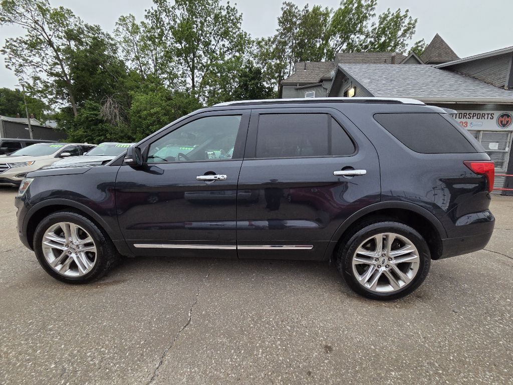 2017 Ford Explorer Image 8