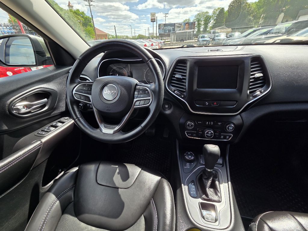 2019 Jeep Cherokee Image 14