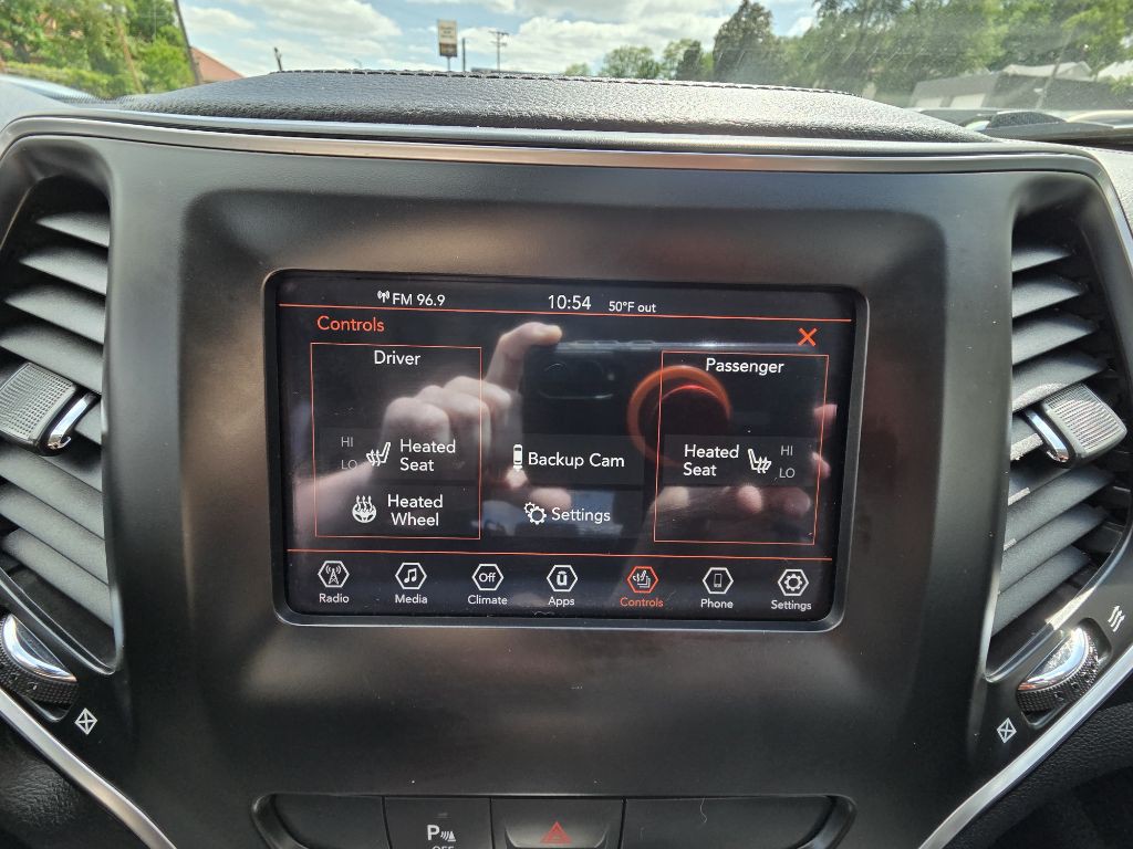 2019 Jeep Cherokee Image 15