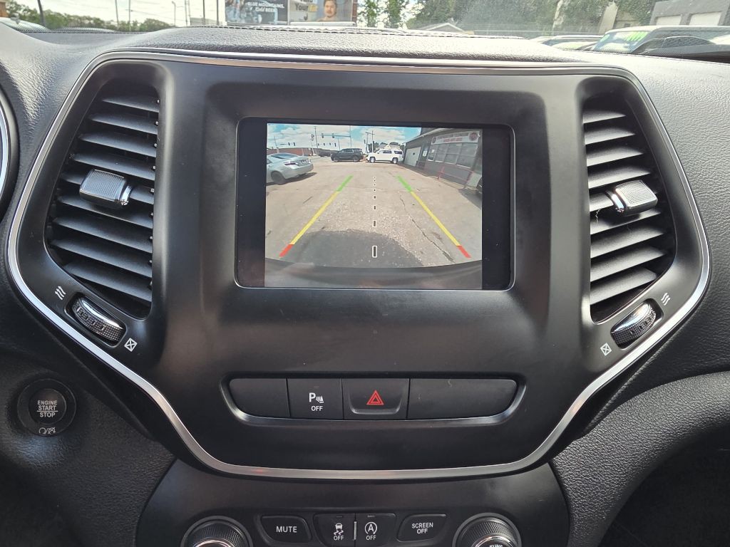 2019 Jeep Cherokee Image 16
