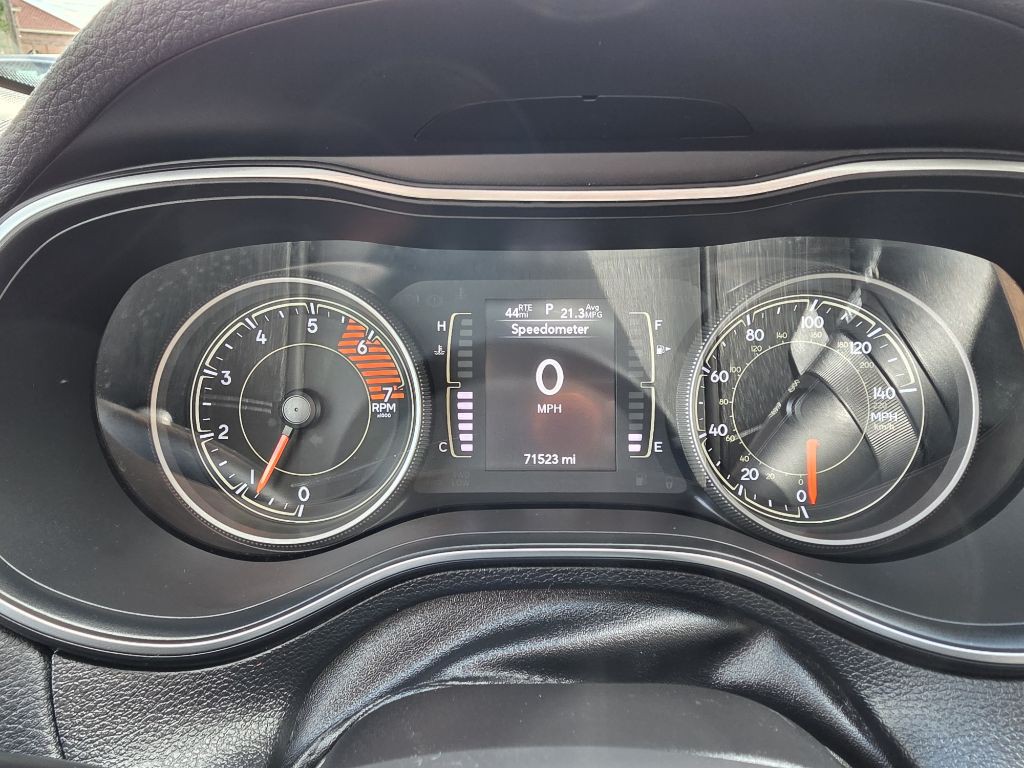2019 Jeep Cherokee Image 17