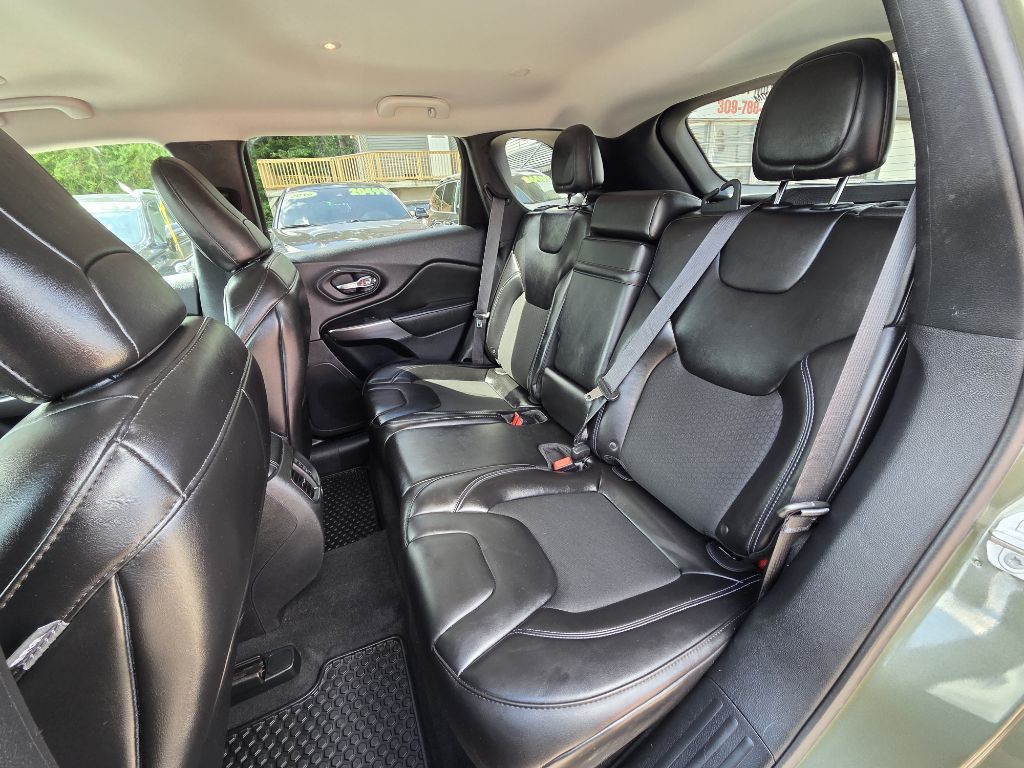 2019 Jeep Cherokee Image 10