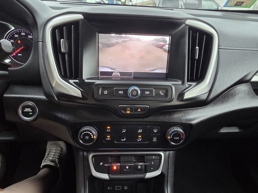 2024 GMC Terrain Image 17