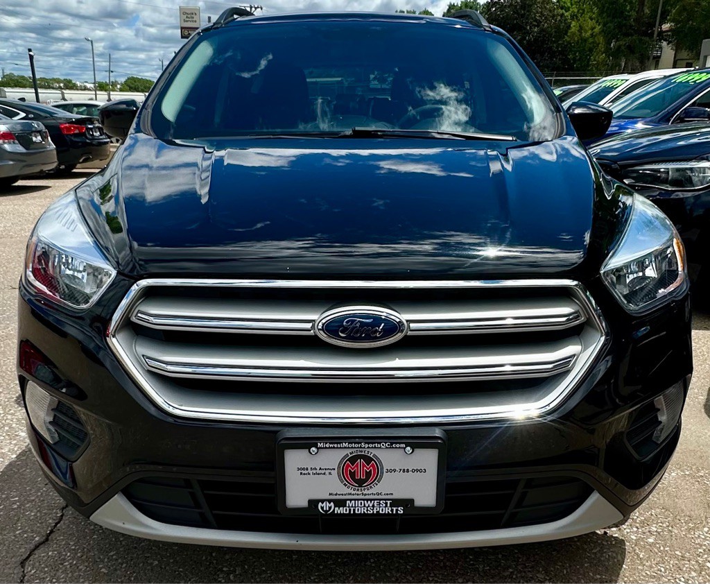 2018 Ford Escape Image 2