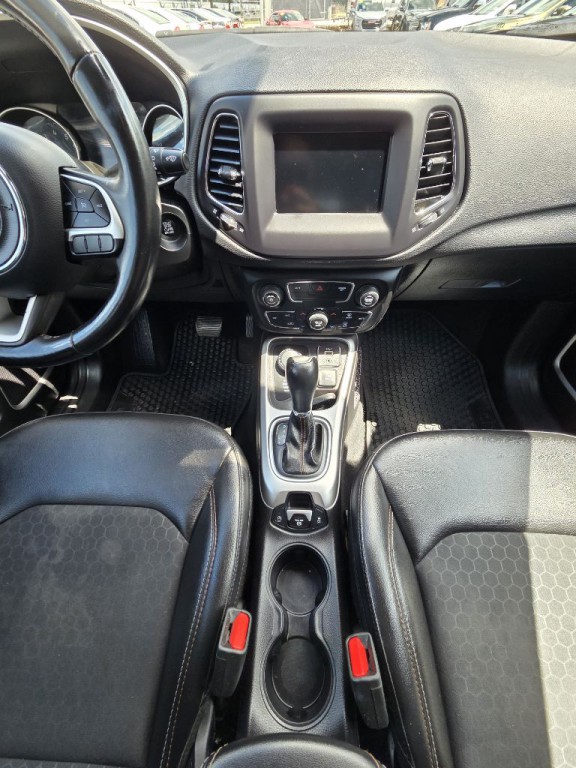 2019 Jeep Compass Image 13