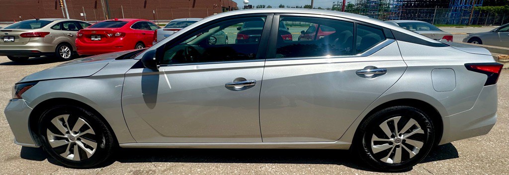 2024 Nissan Altima Image 7