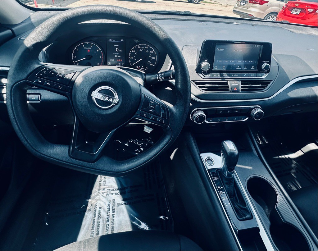 2024 Nissan Altima Image 12