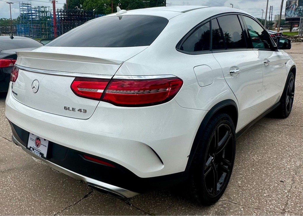 2017 Mercedes-Benz GLE-Class Image 4