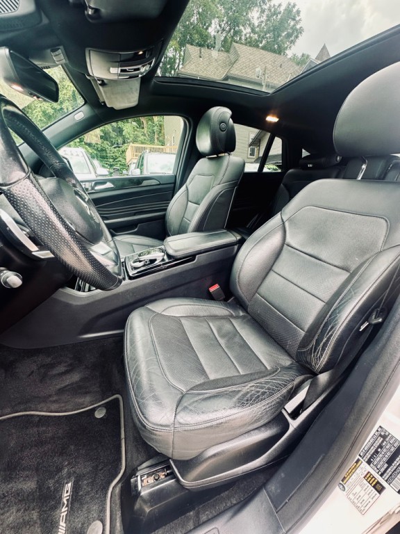 2017 Mercedes-Benz GLE-Class Image 9