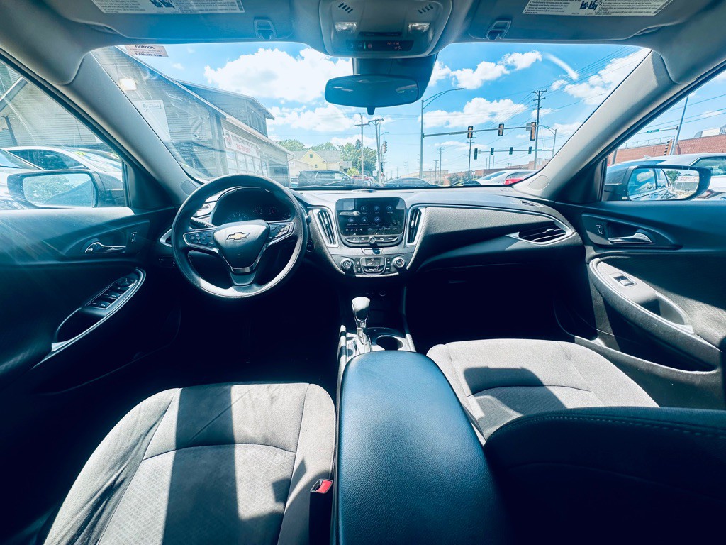 2024 Chevrolet Malibu Image 11