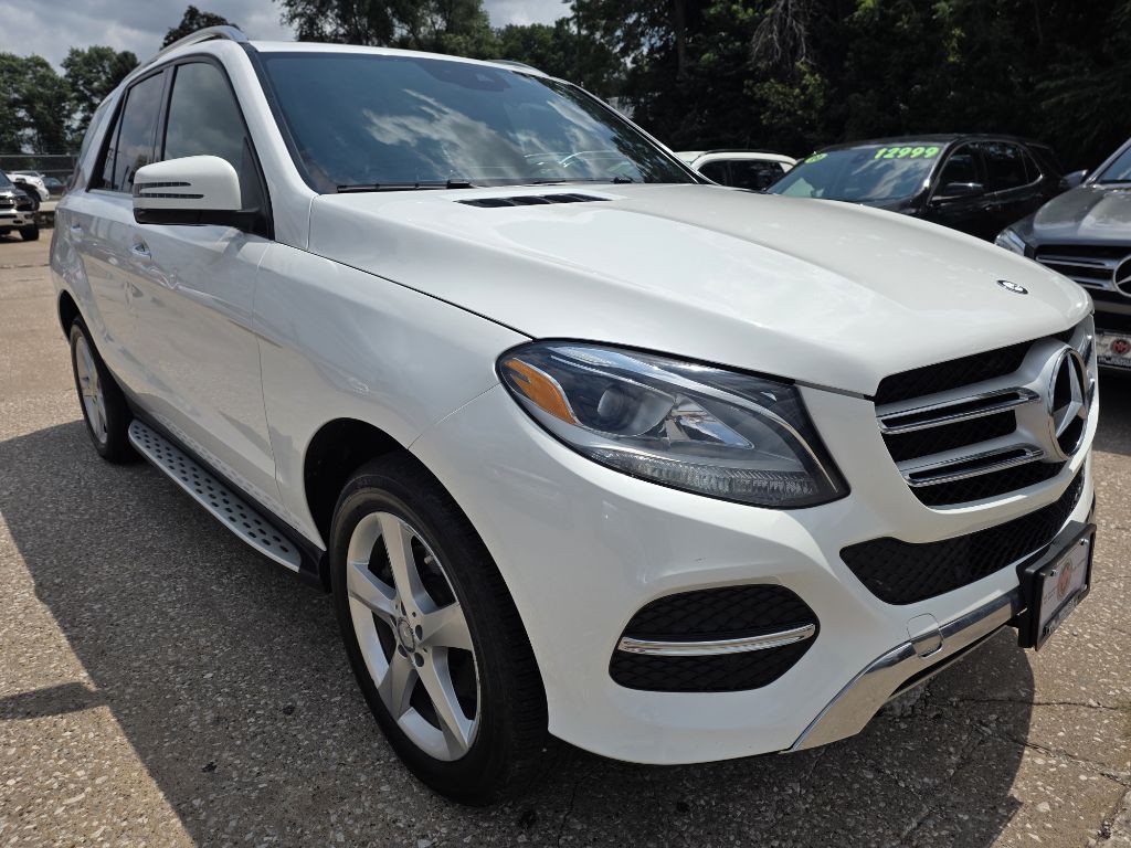 2016 Mercedes-Benz GLE-Class Image 3