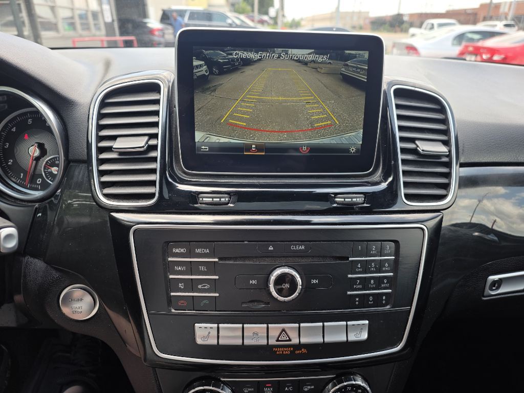 2016 Mercedes-Benz GLE-Class Image 16