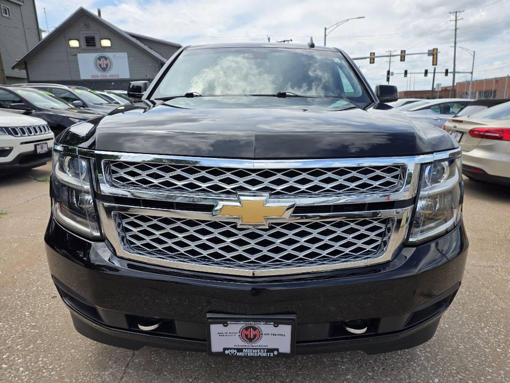 2017 Chevrolet Tahoe Image 2