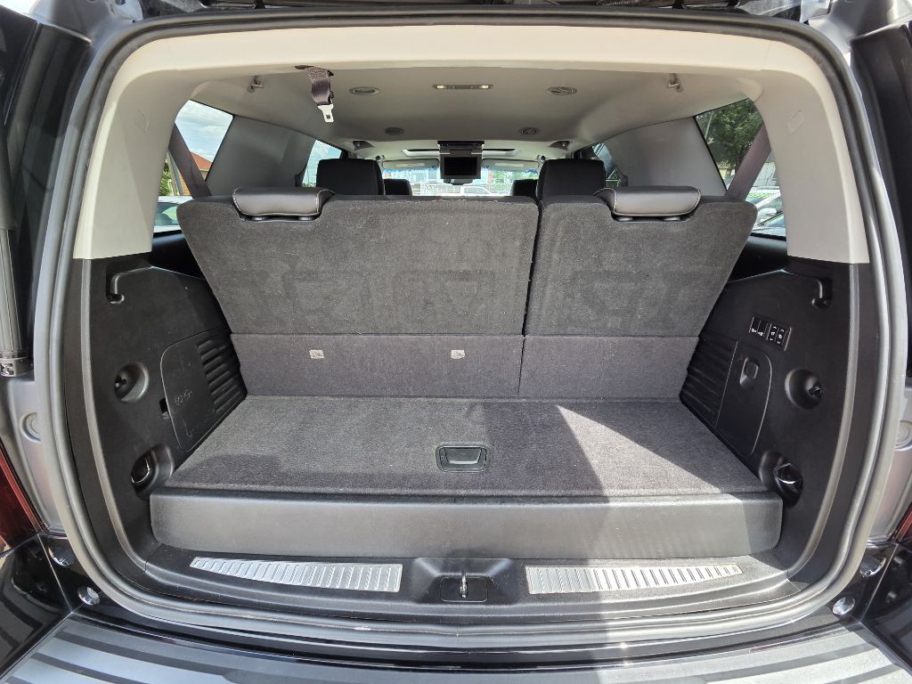 2017 Chevrolet Tahoe Image 12