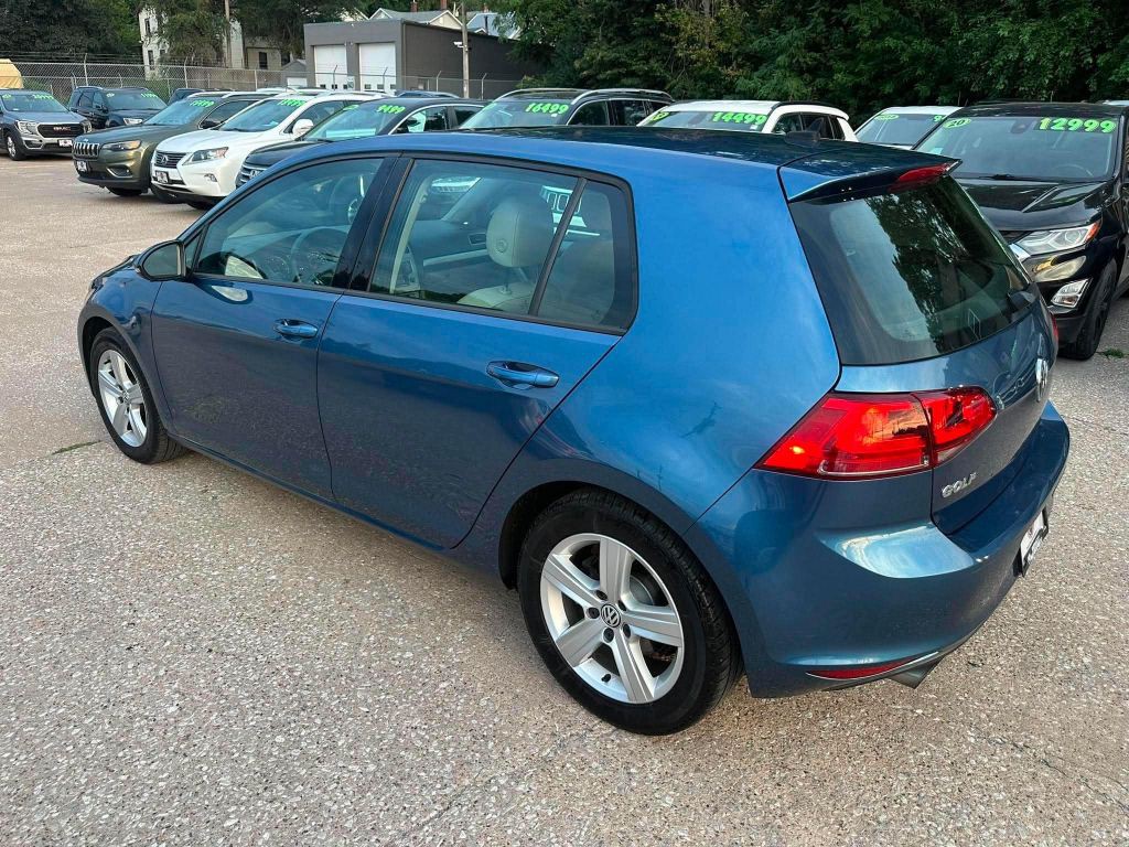 2017 Volkswagen Golf Image 6