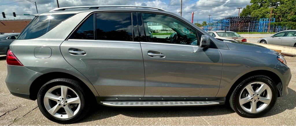 2016 Mercedes-Benz GLE-Class Image 8