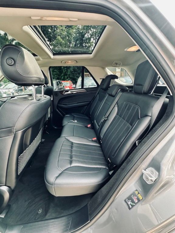 2016 Mercedes-Benz GLE-Class Image 10