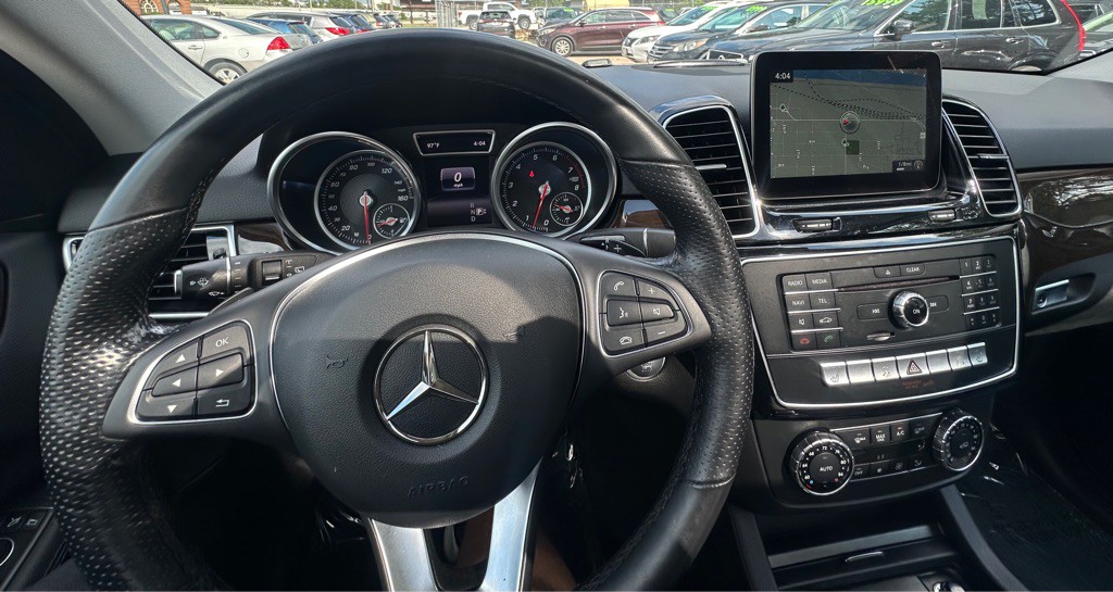 2016 Mercedes-Benz GLE-Class Image 16