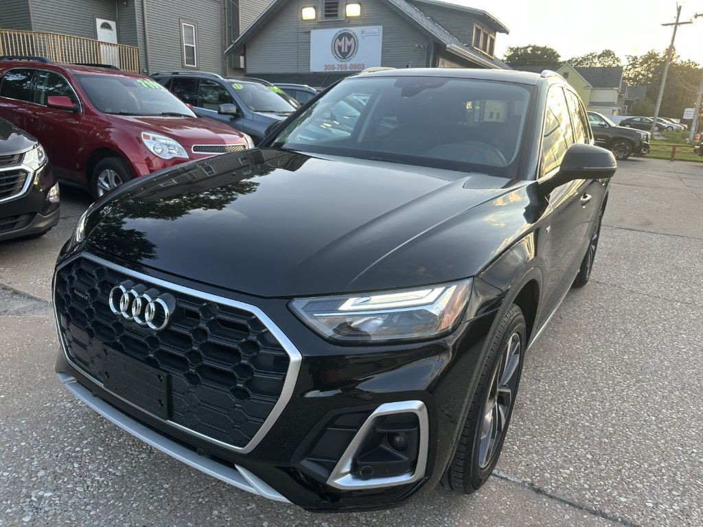 2022 Audi Q5 Image 1