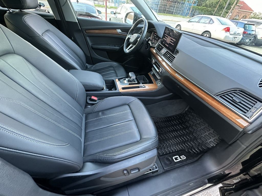 2022 Audi Q5 Image 13