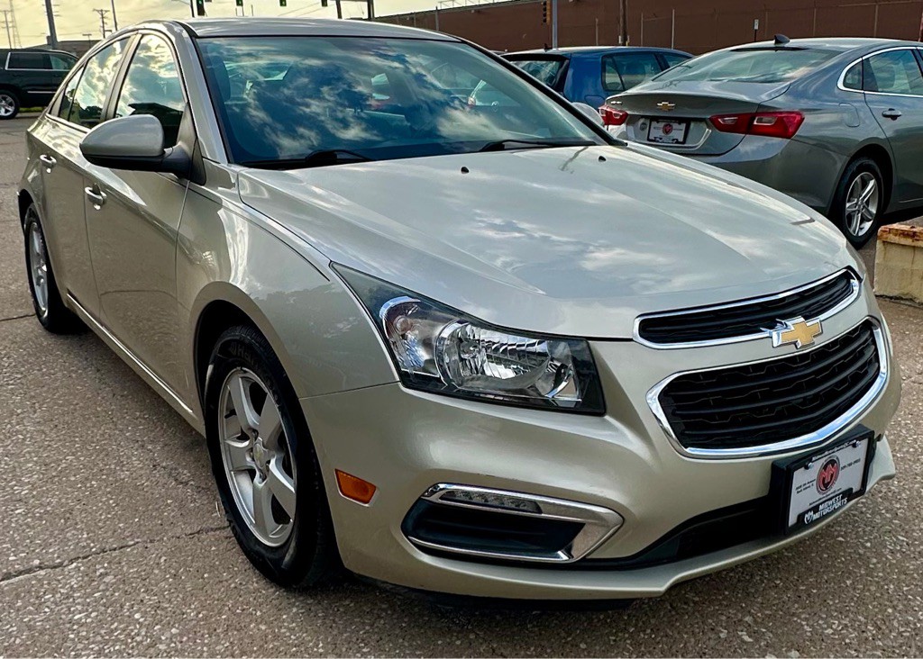 2016 Chevrolet Cruze Image 3