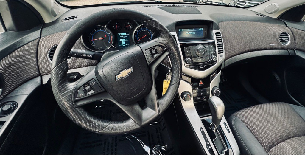 2016 Chevrolet Cruze Image 12