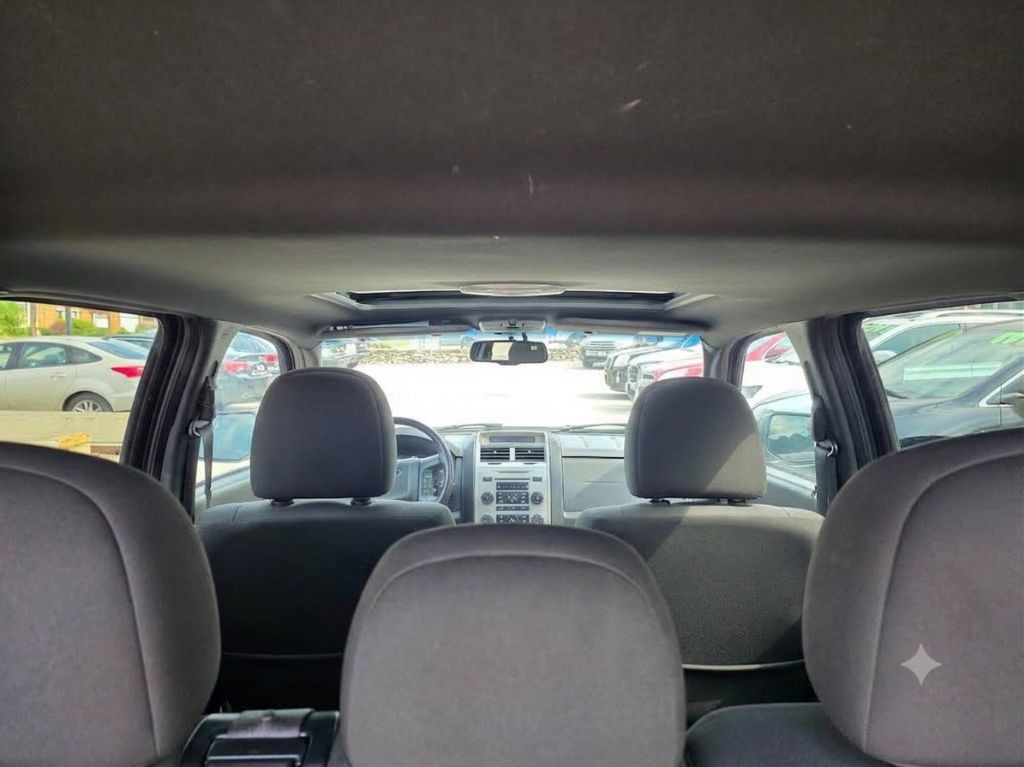 2011 Ford Escape Image 11