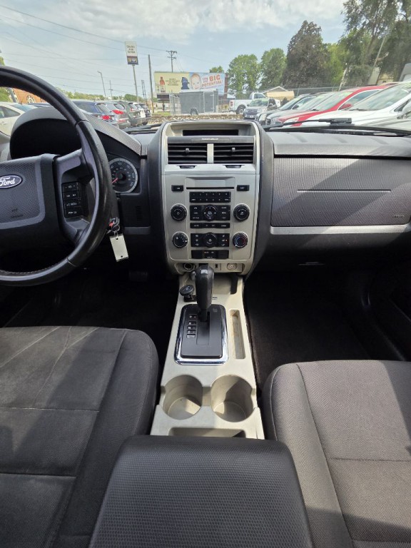 2011 Ford Escape Image 12