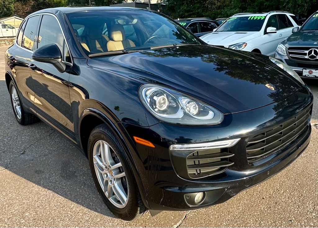2016 Porsche Cayenne Image 14