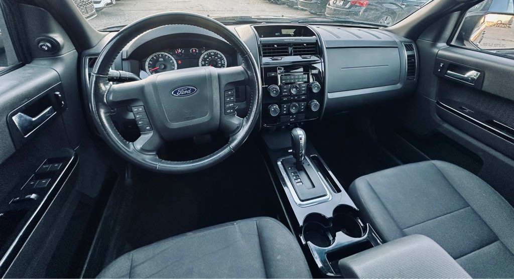 2011 Ford Escape Image 14