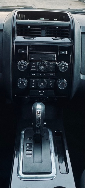 2011 Ford Escape Image 15
