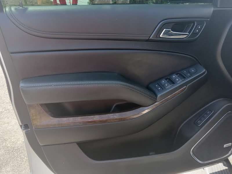 2019 Chevrolet Suburban Image 10