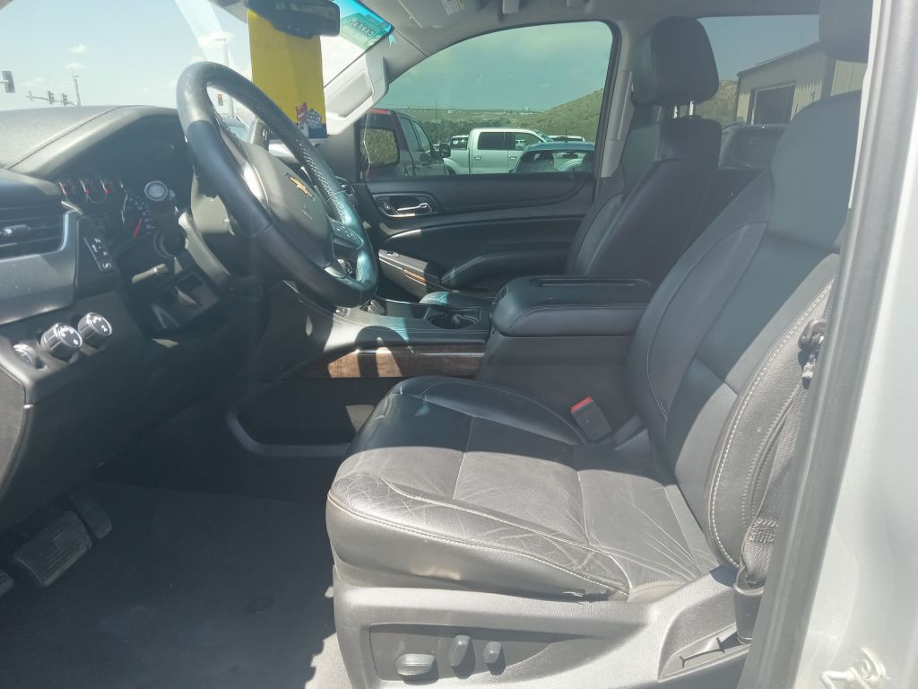 2019 Chevrolet Suburban Image 11