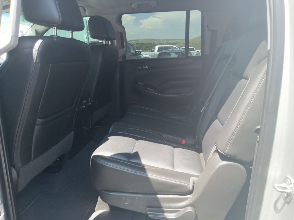 2019 Chevrolet Suburban Image 13