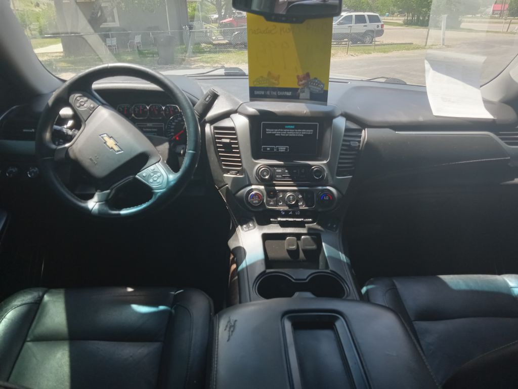 2019 Chevrolet Suburban Image 15