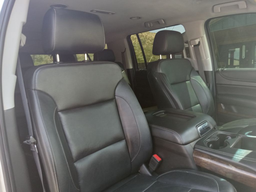 2019 Chevrolet Suburban Image 23