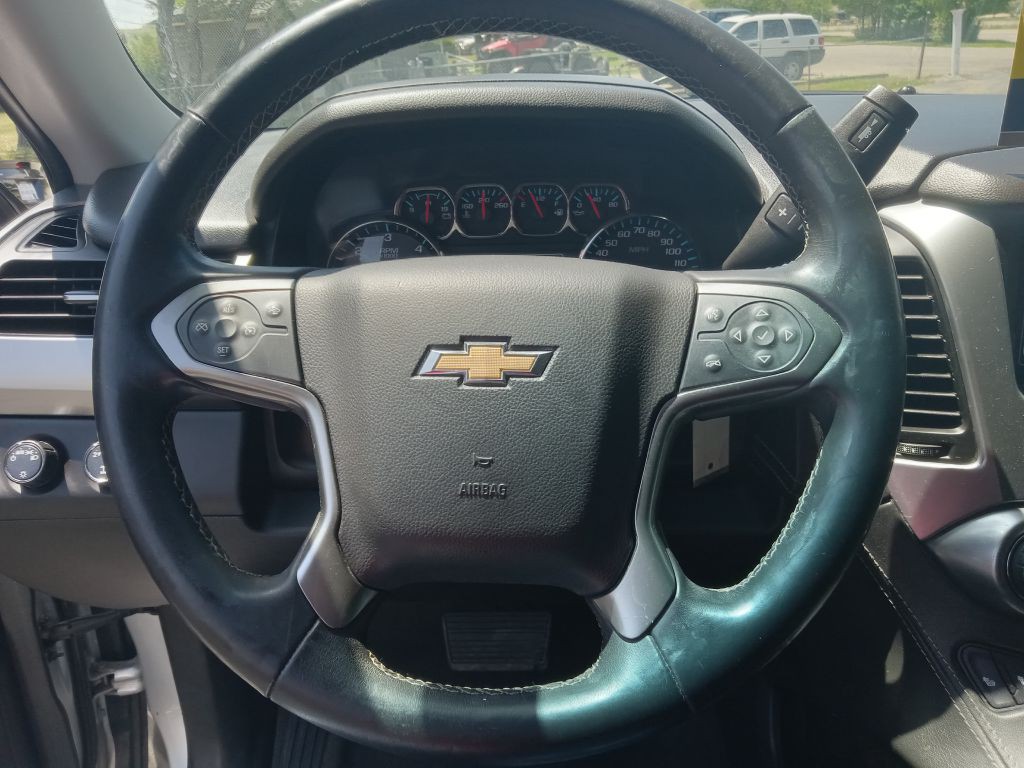 2019 Chevrolet Suburban Image 26