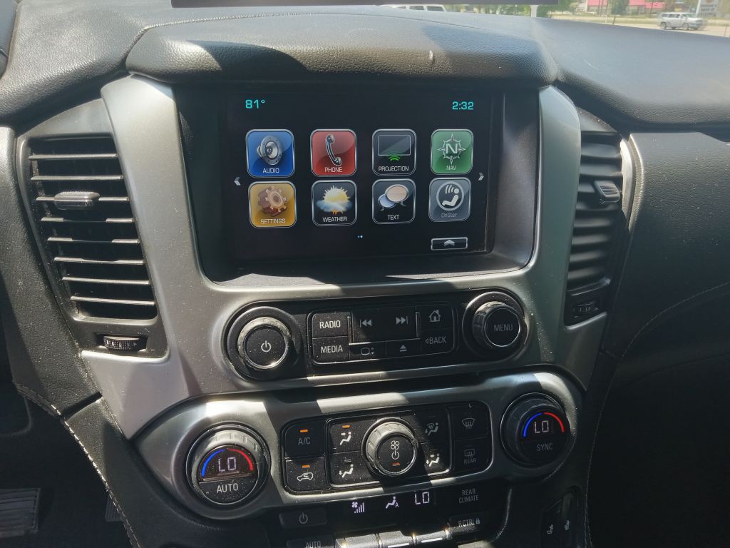2019 Chevrolet Suburban Image 30