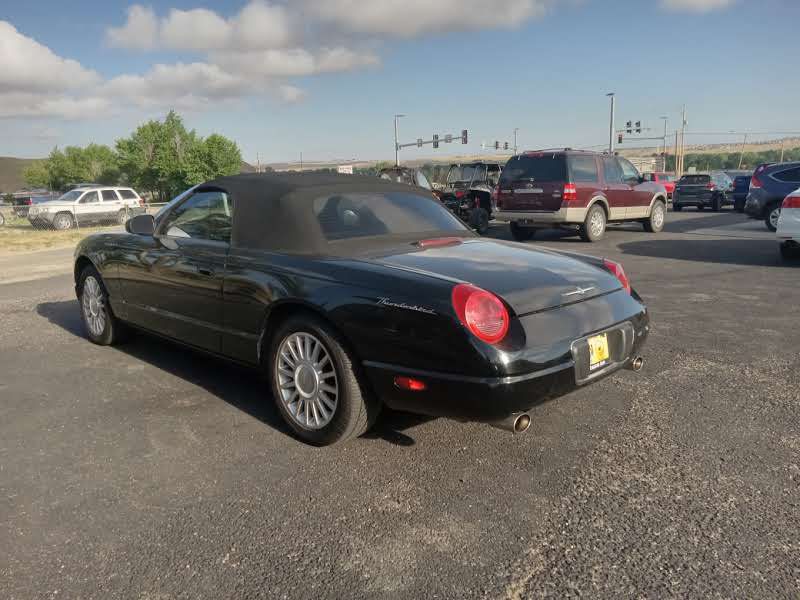 2002 Ford Thunderbird Image 3