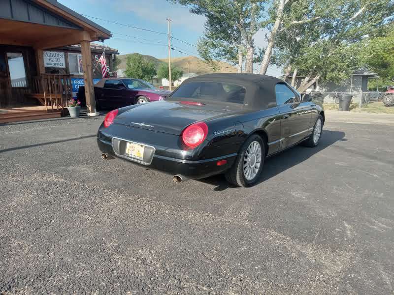 2002 Ford Thunderbird Image 5