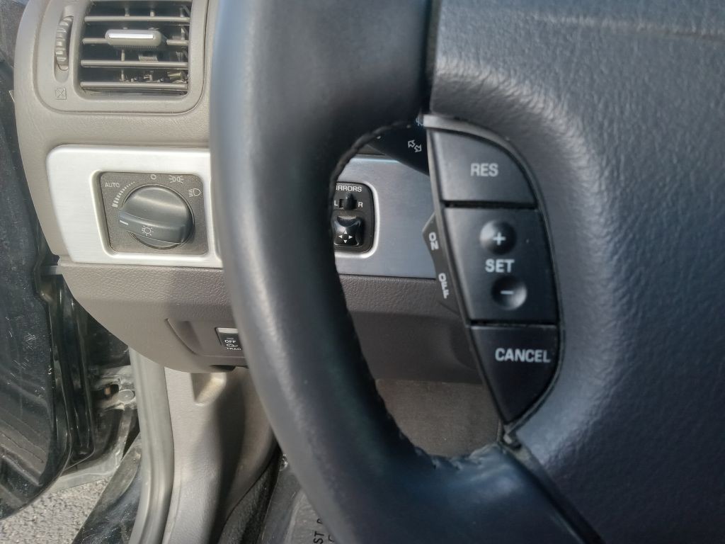 2002 Ford Thunderbird Image 19