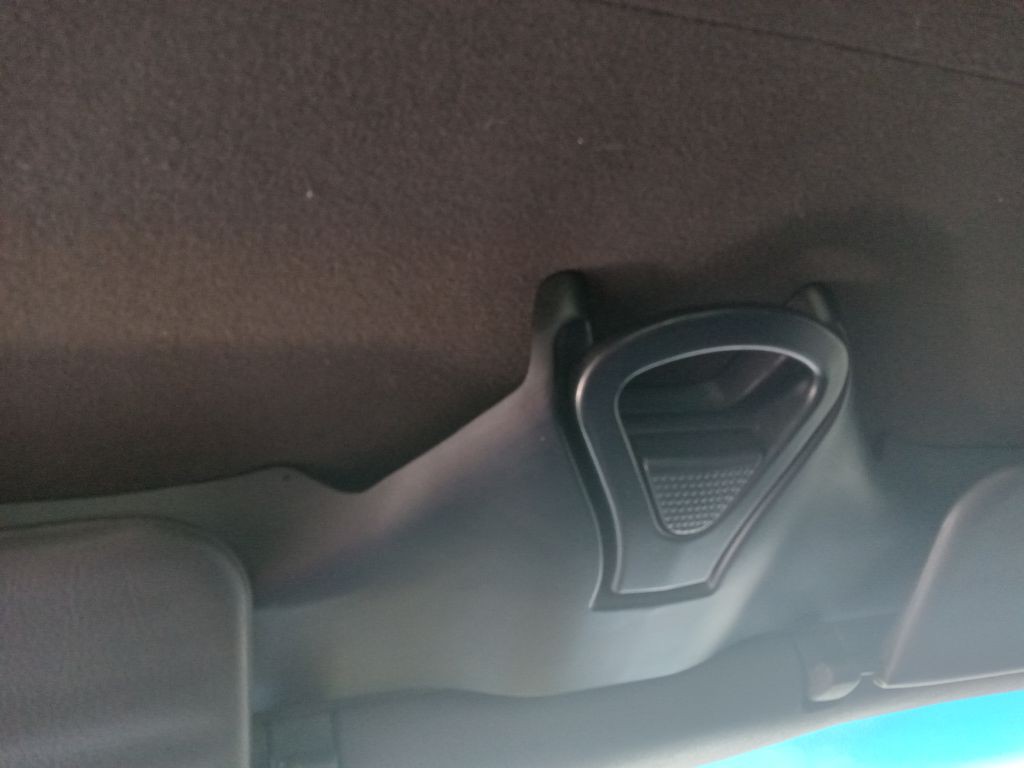 2002 Ford Thunderbird Image 26