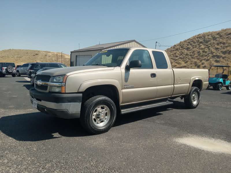 2004 Chevrolet Silverado 1500 Image 1