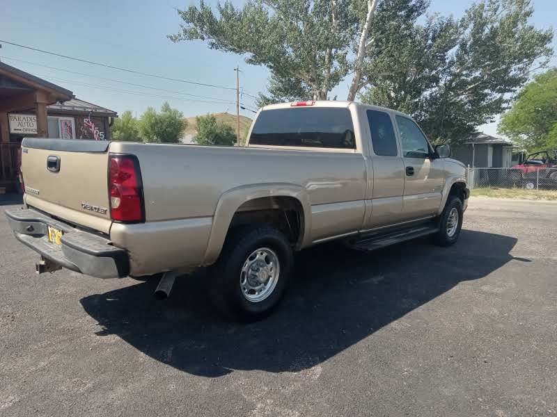 2004 Chevrolet Silverado 1500 Image 6