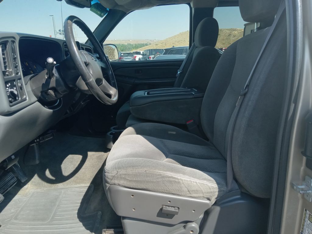 2004 Chevrolet Silverado 1500 Image 11