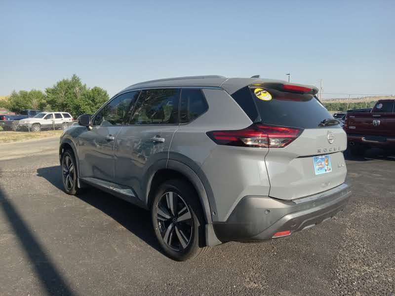 2022 Nissan Rogue Image 3