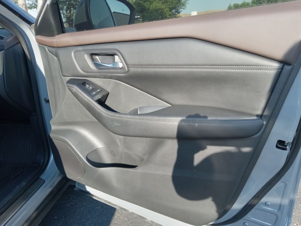 2022 Nissan Rogue Image 19