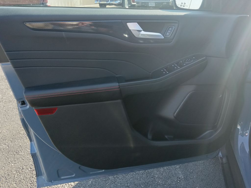 2024 Ford Escape Image 9
