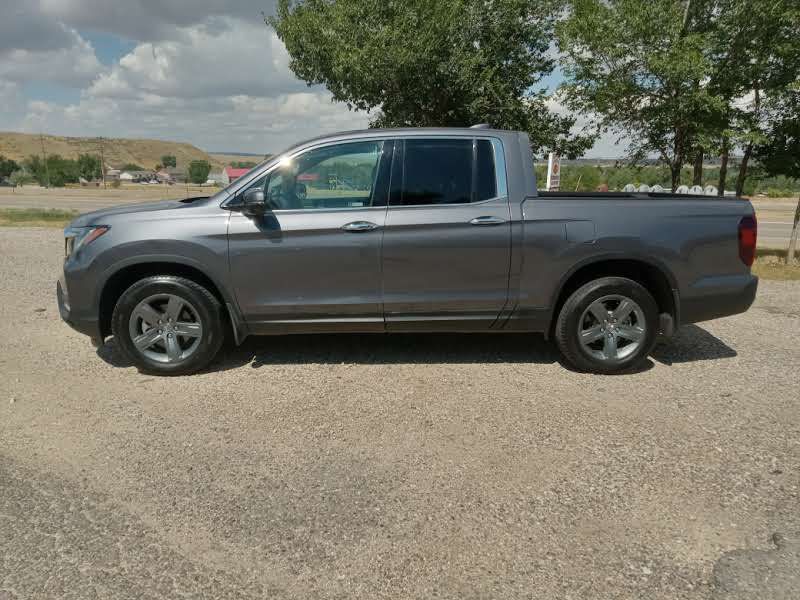2021 Honda Ridgeline Image 2