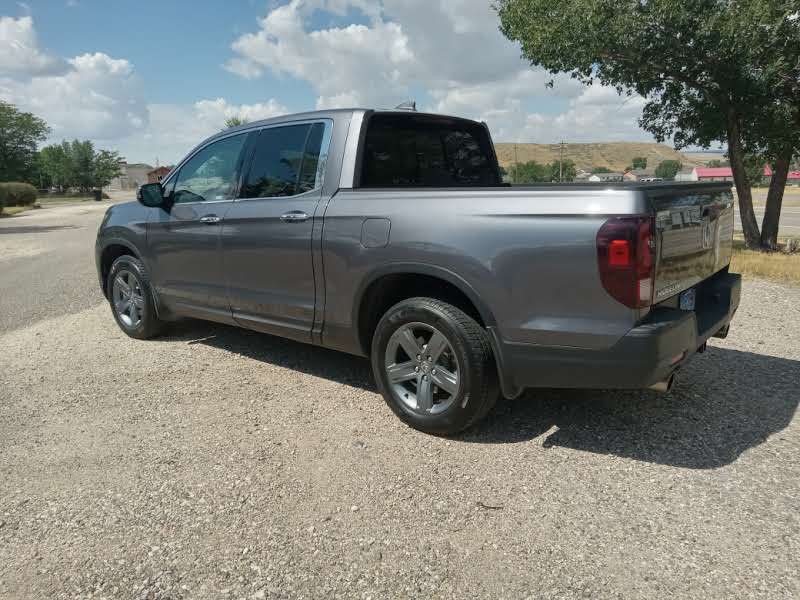2021 Honda Ridgeline Image 3